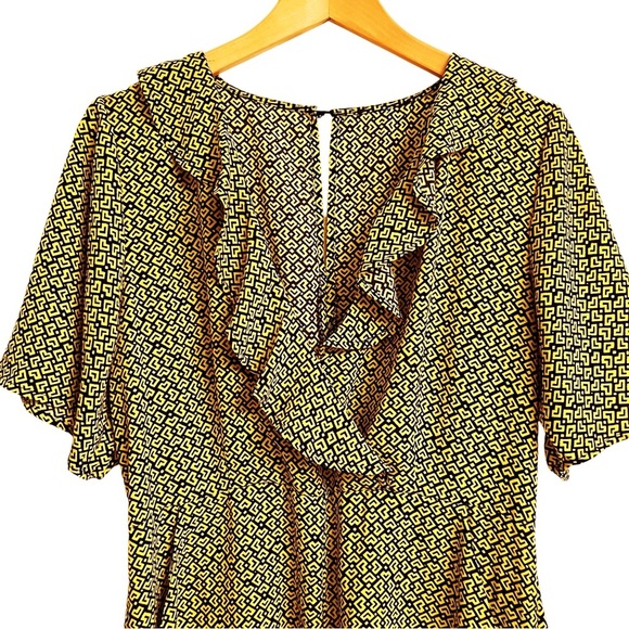 Cotton On Geometric Romper Black and Yellow Ruffled Neckline Pockets Size Medium - Picture 6 of 7